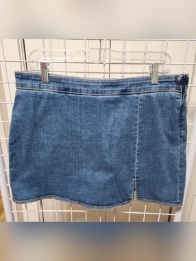 American Eagle Outfitters Blue Denim Mini Skort